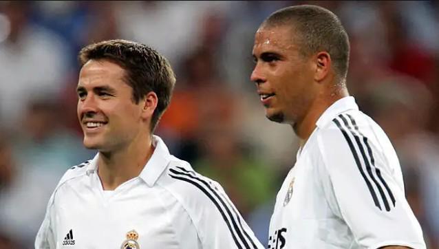 在众多瞩目 在众多瞩目